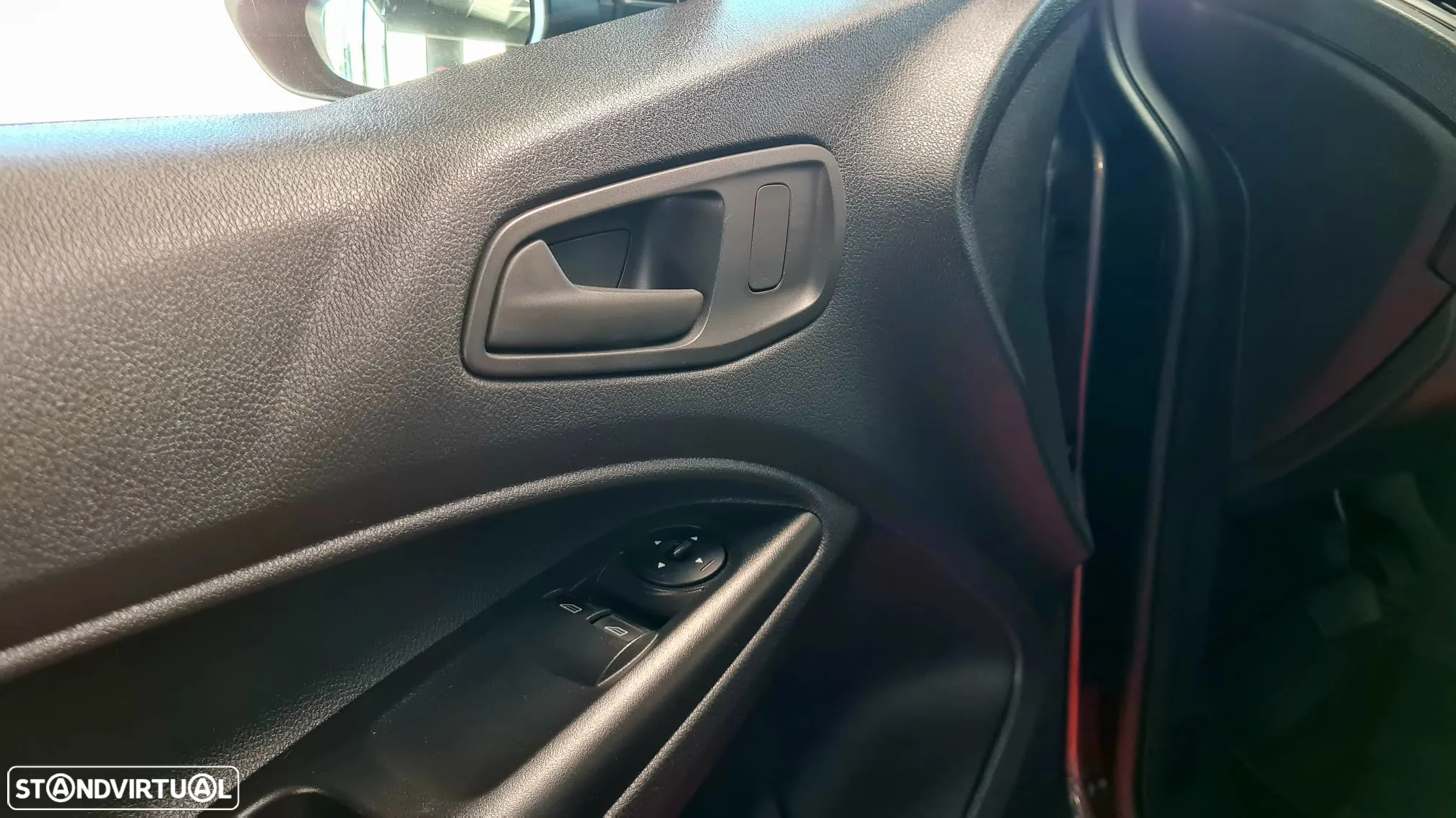 Ford TRANSIT CONNECT - 5