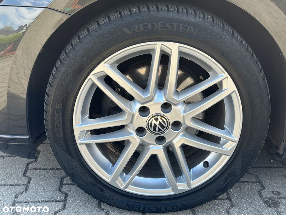 Volkswagen Passat 2.0 TDI Elegance DSG - 19