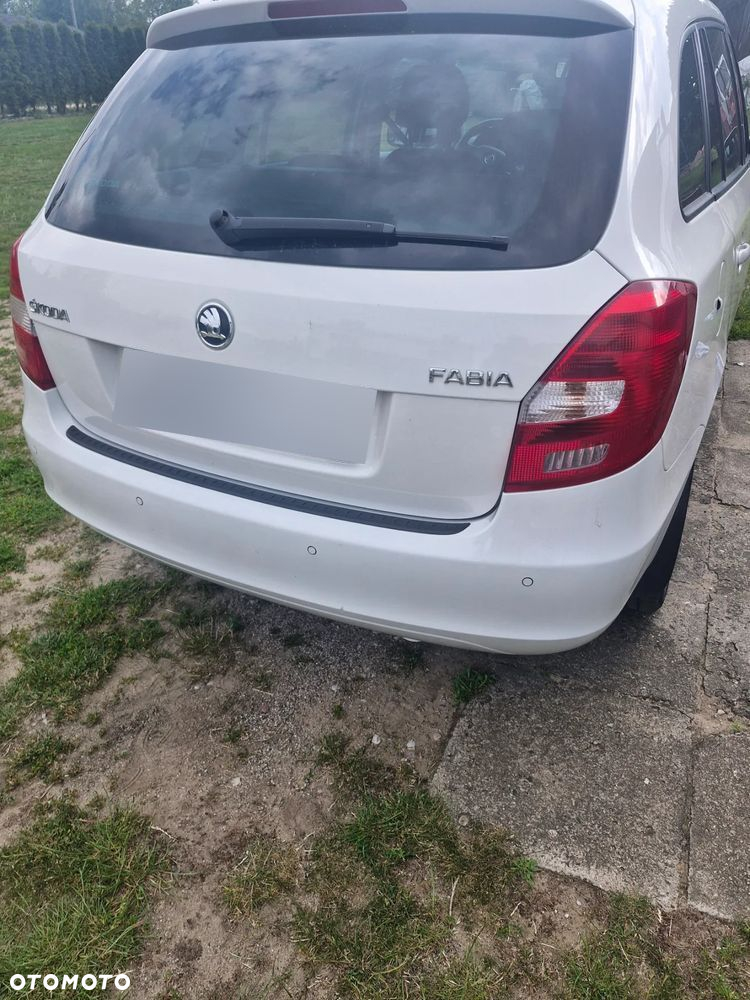 Skoda Fabia - 13