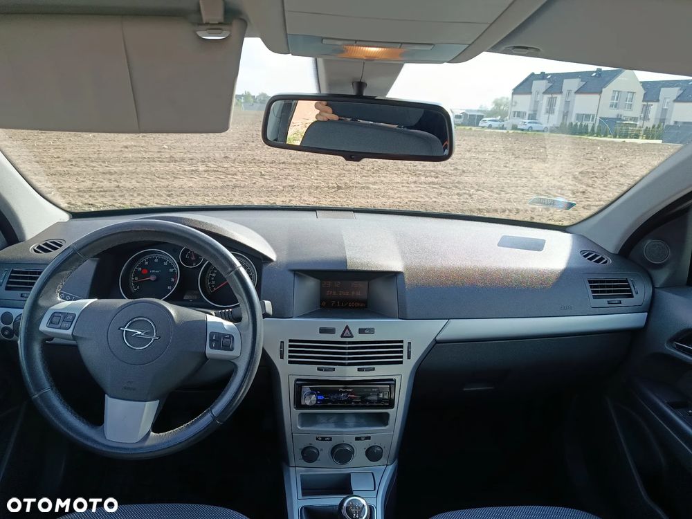 Opel Astra 1.4 Edition - 9