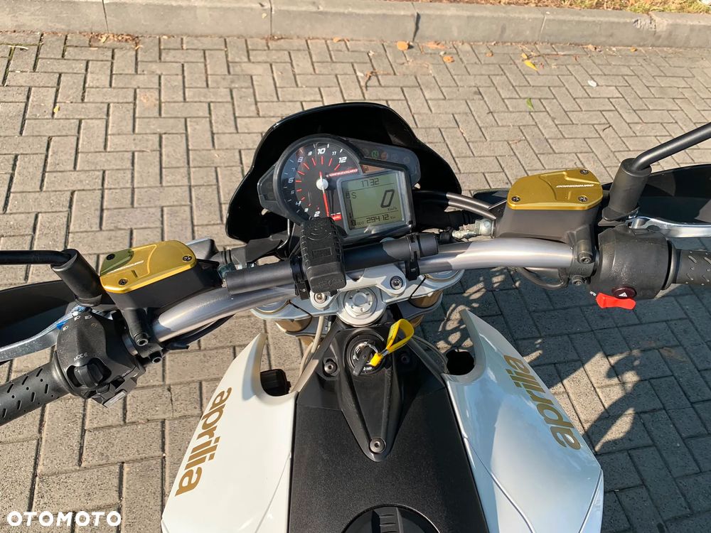 Aprilia Dorsoduro - 30