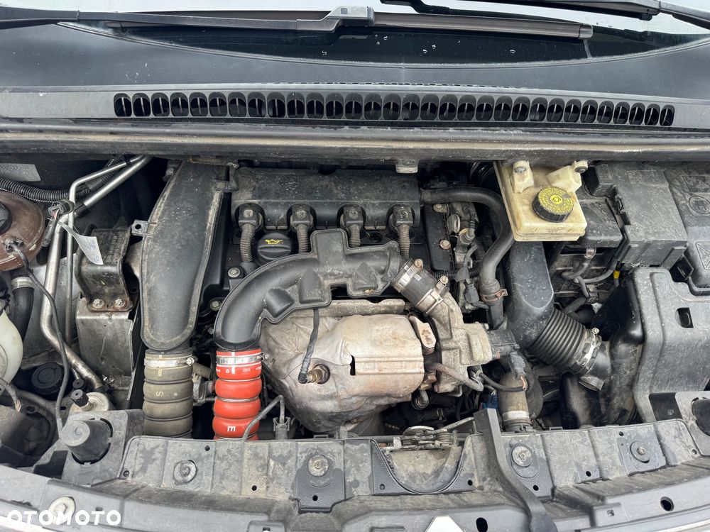 Peugeot 3008 1.6 Premium - 18