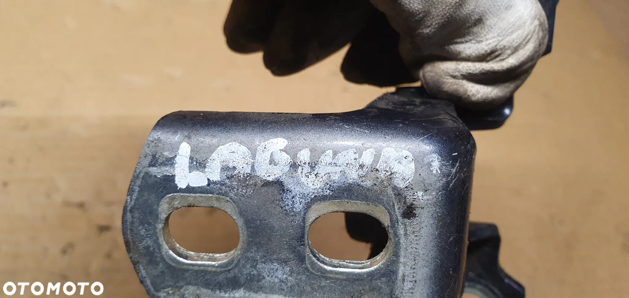 Zawias zawiasy drzwi lewy przód para Renault Laguna III - 9