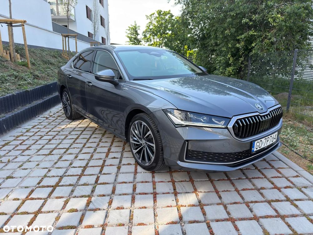 Skoda Superb 2.0 TDI SCR 4x4 L&K DSG - 1