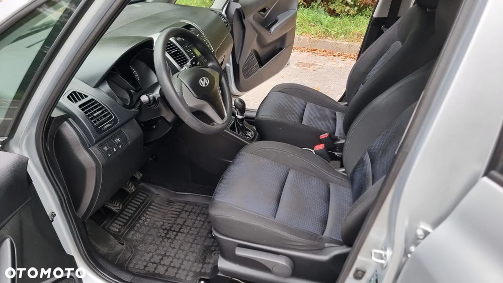 Hyundai ix20 1.4 blue Comfort - 27