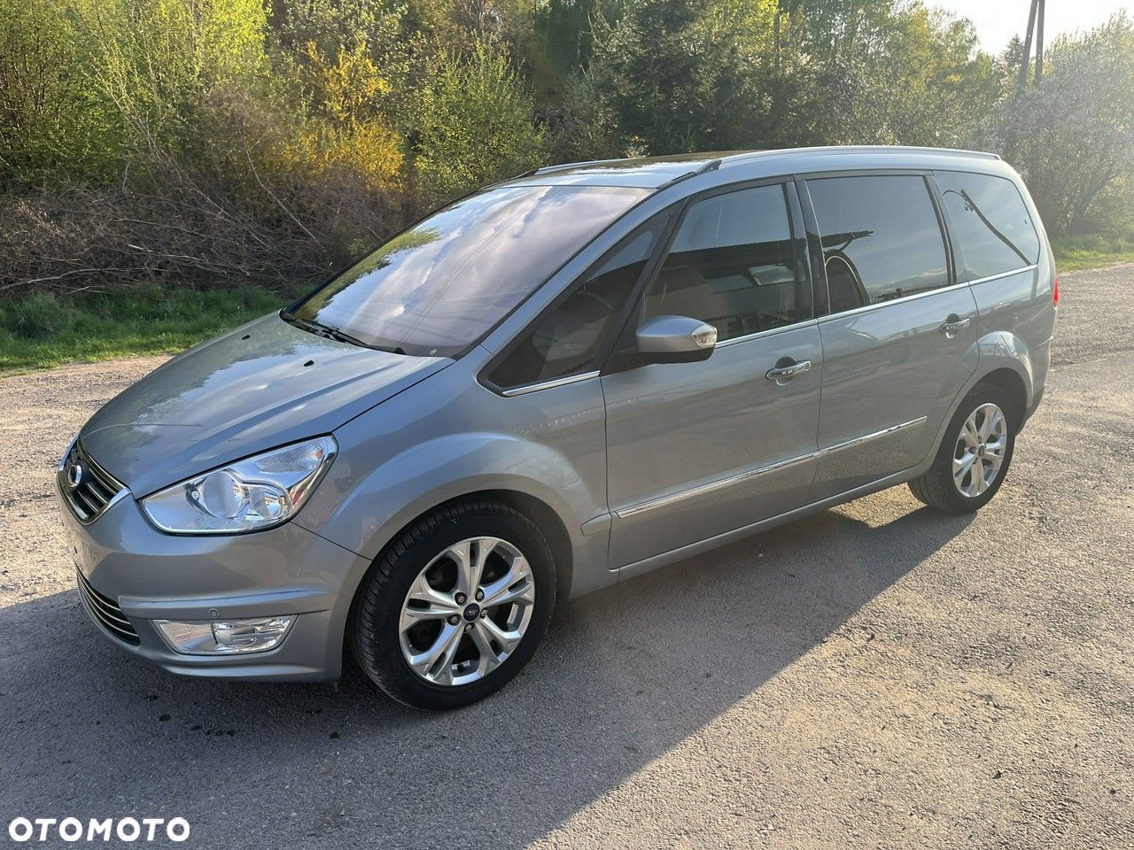 Ford Galaxy - 1