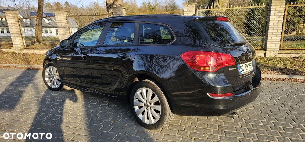 Opel Astra 1.4 Turbo 150 Jahre - 26