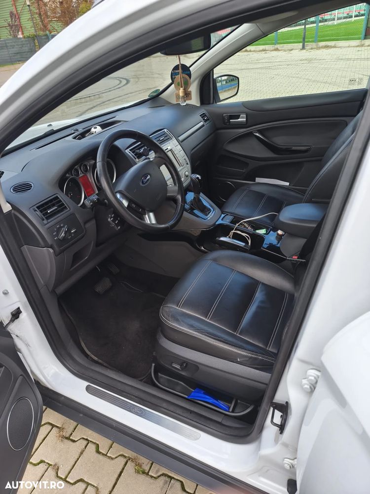 Ford Kuga 2.0 TDCi 4WD Powershift Titanium - 15