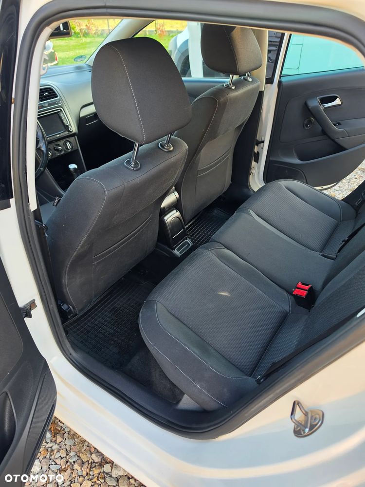 Volkswagen Polo - 25