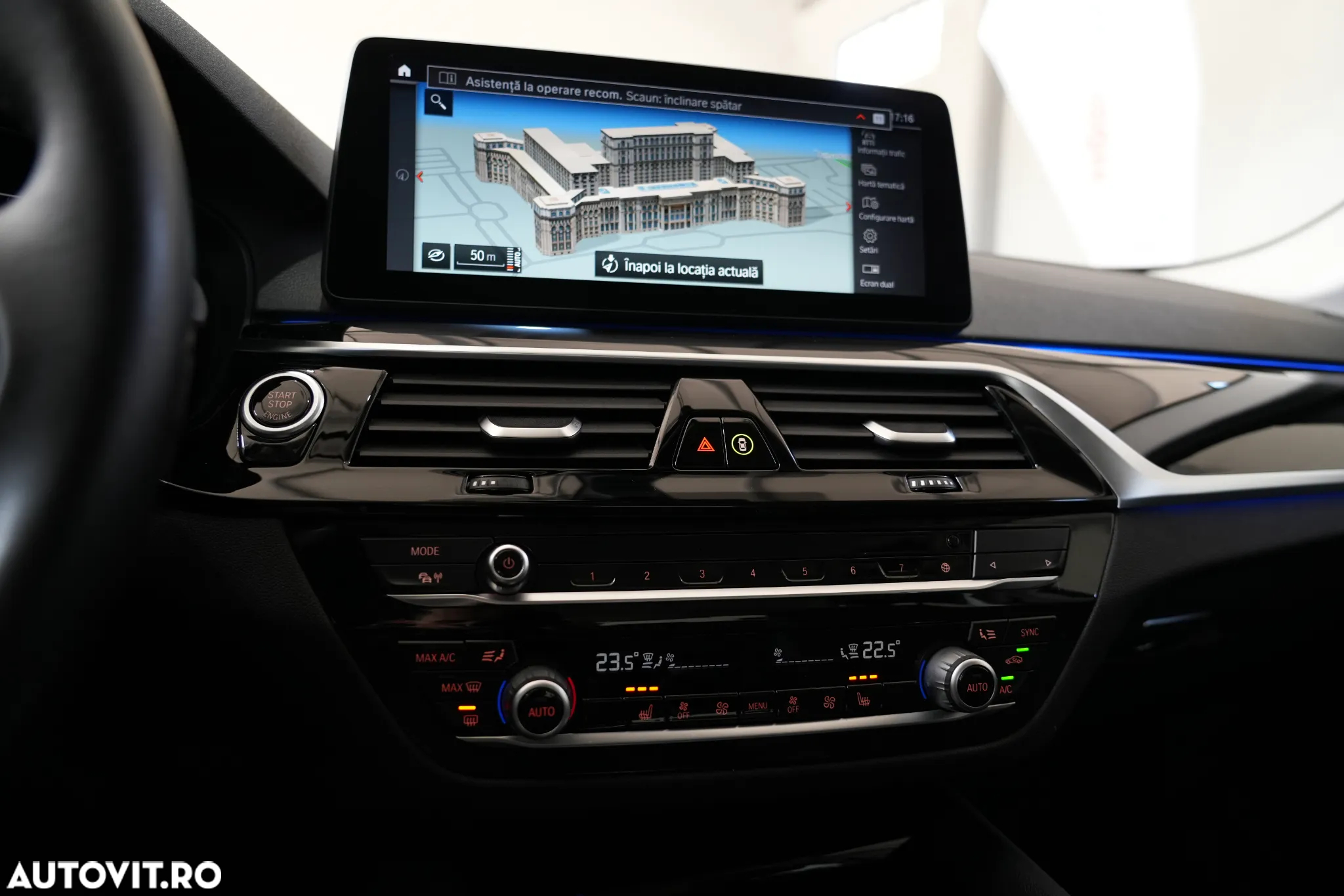 BMW Seria 5 520i Aut. Luxury Line - 14