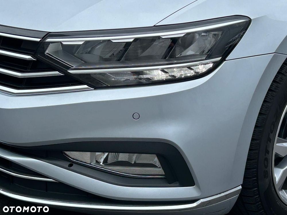 Volkswagen Passat Variant 2.0 TDI EVO Elegance DSG - 38