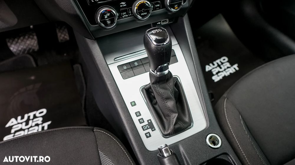 Skoda Octavia 1.6 TDI DSG Ambition - 16