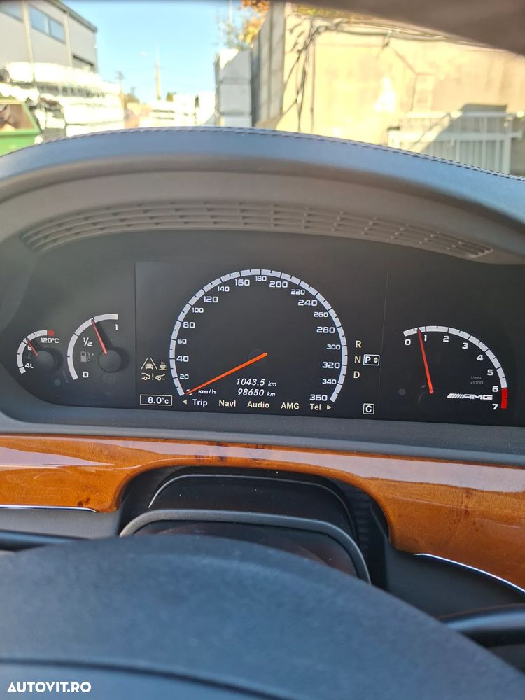 Mercedes-Benz AMG - 5