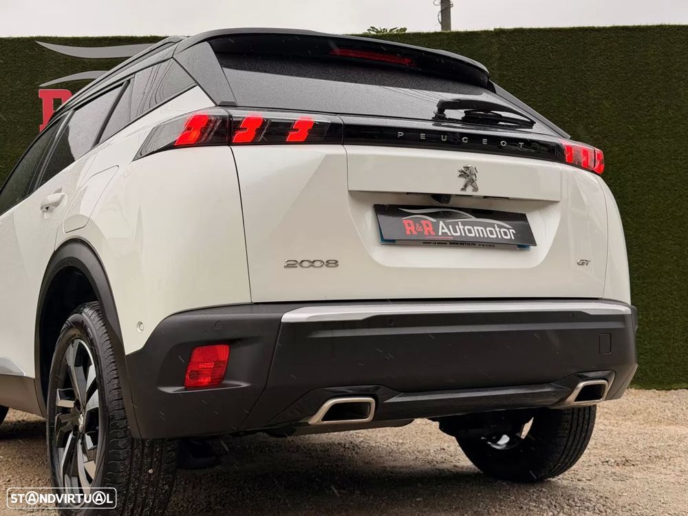 Peugeot 2008 1.2 PureTech GT Pack EAT8 - 9