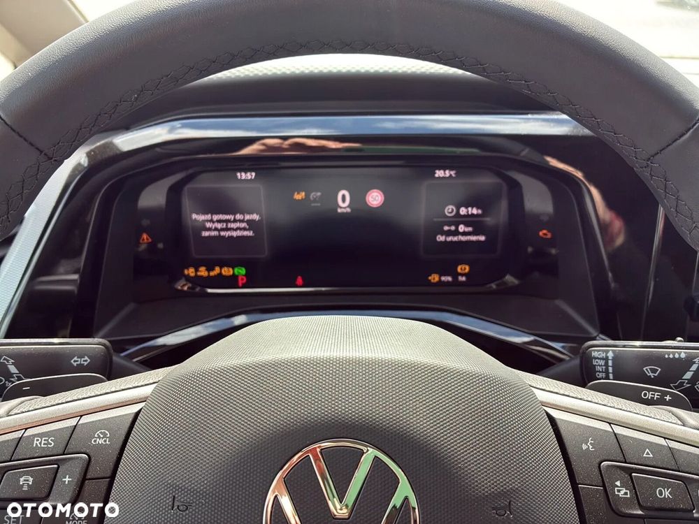 Volkswagen Multivan - 26