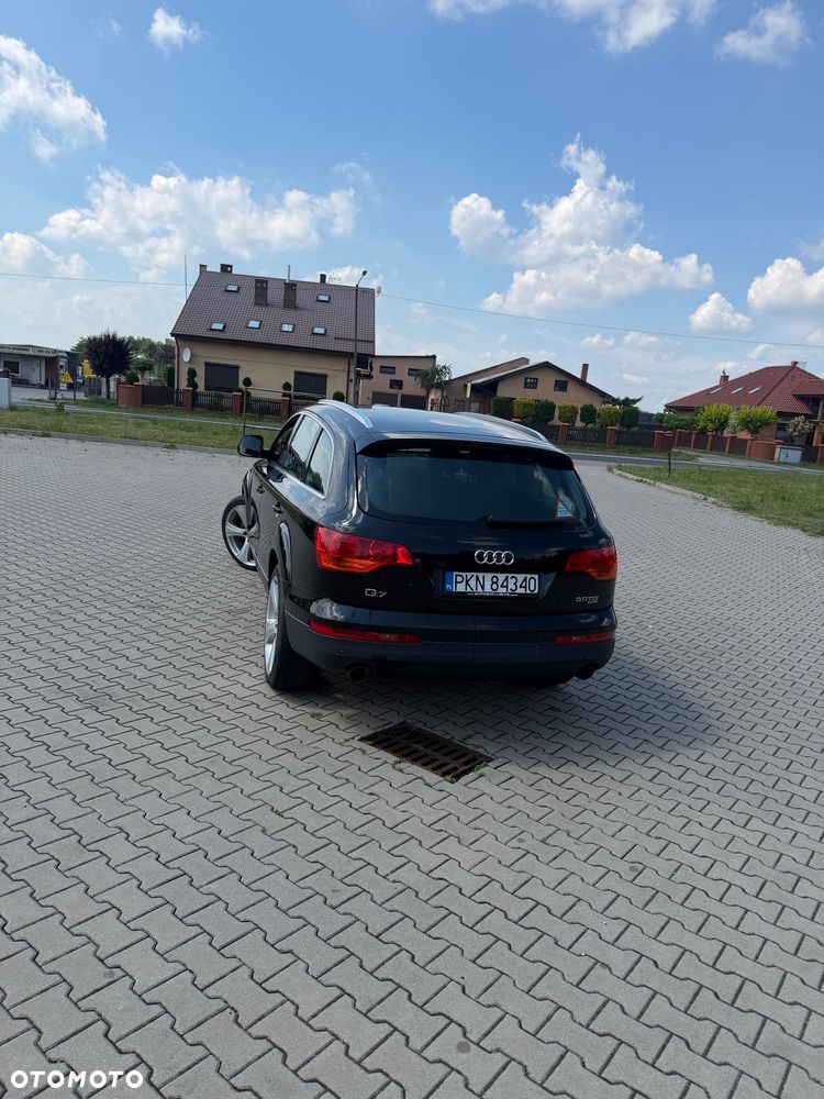 Audi Q7 - 4