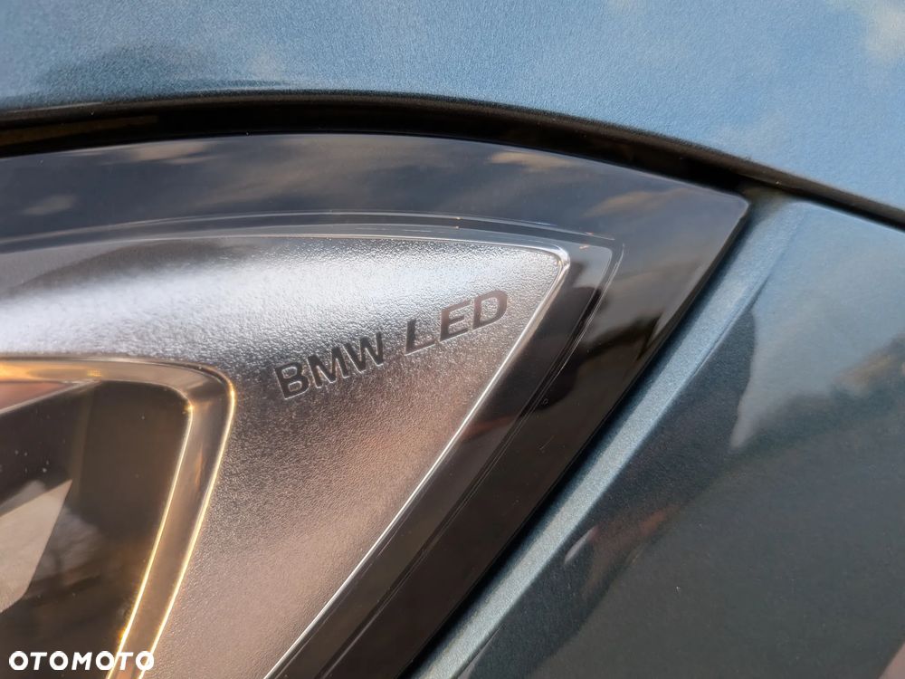 BMW Seria 3 318d - 14