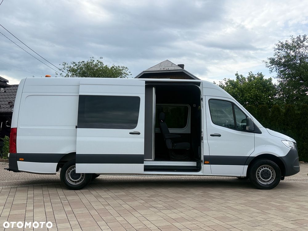 Mercedes-Benz Sprinter - 9