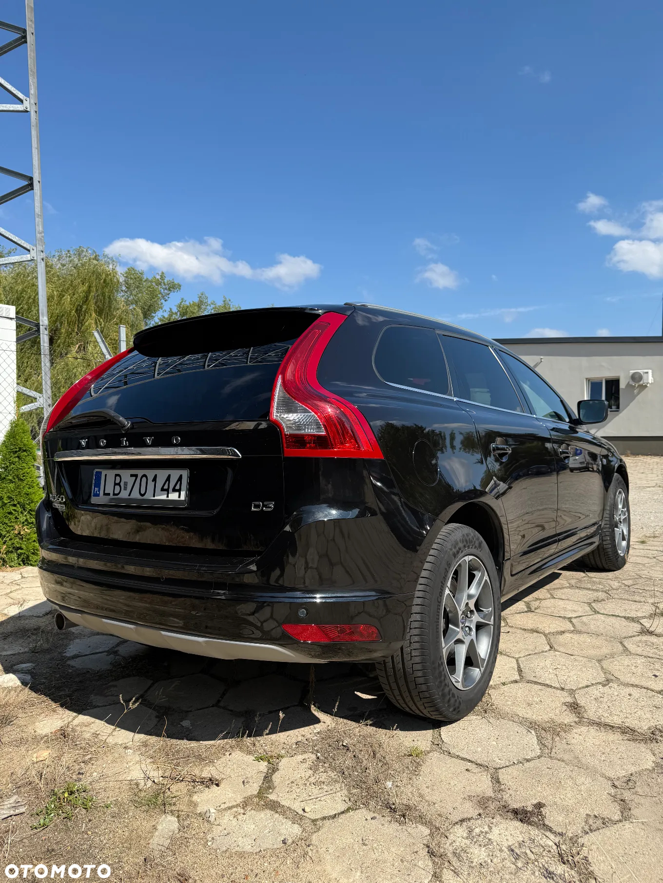 Volvo XC 60 D3 Drive-E Ocean Race - 3