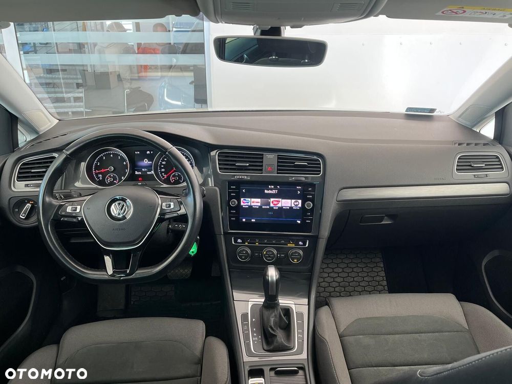 Volkswagen Golf 1.5 TSI BMT Evo Comfortline DSG - 21