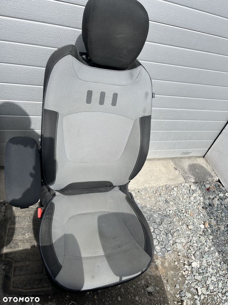 Fotele komplet wnętrze Renault Captur - 10