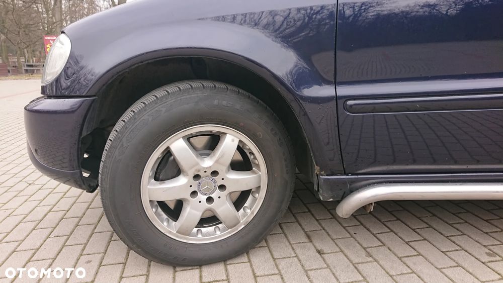 Mercedes-Benz ML - 14