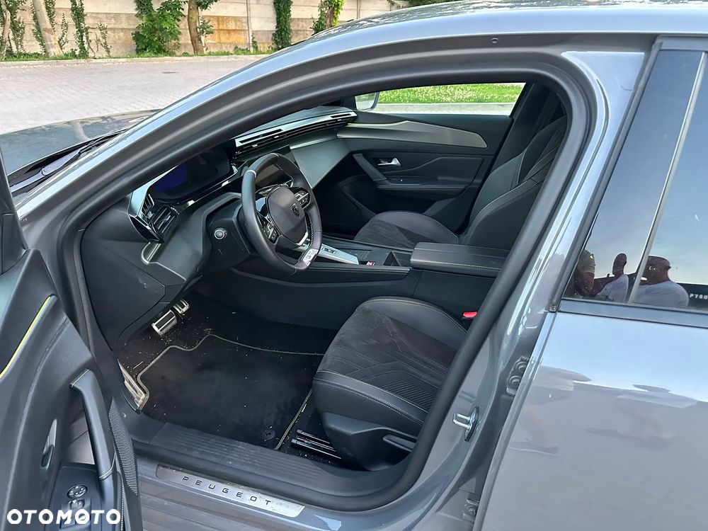 Peugeot 308 PureTech 130 EAT8 GT - 9