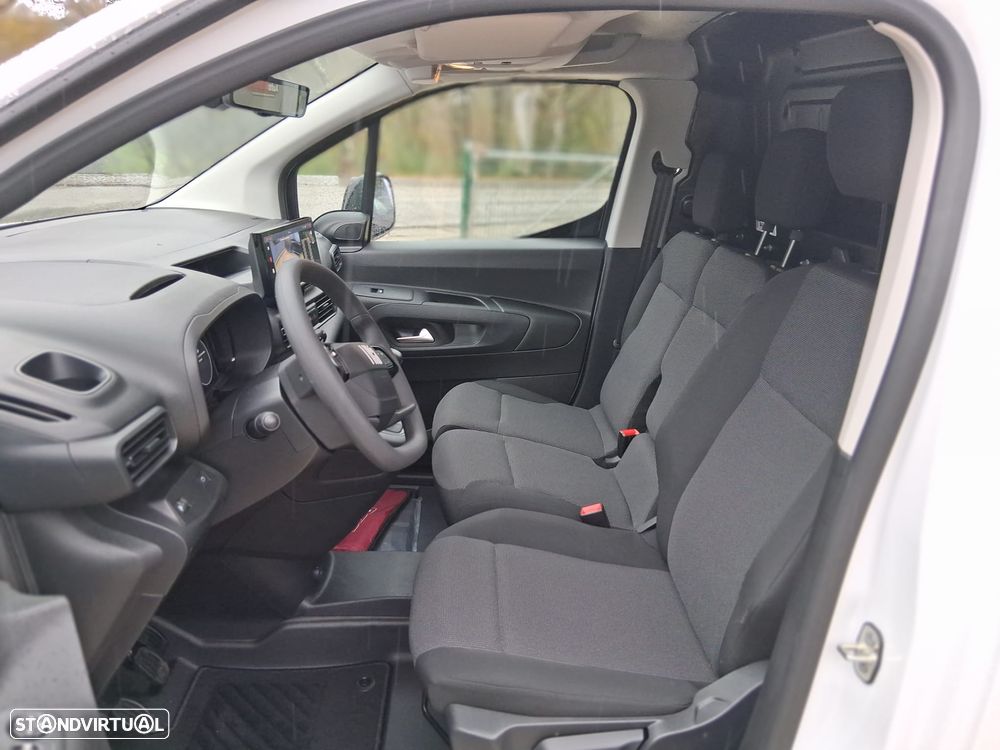 Fiat DOBLO Series 3 L2 - 19