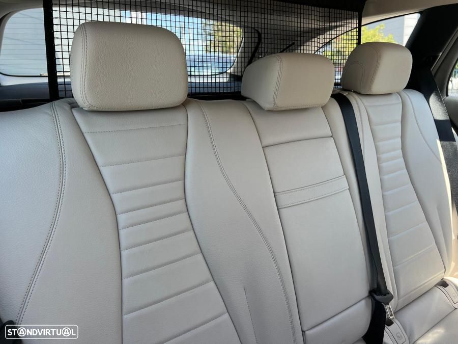 Mercedes-Benz E 300 de Avantgarde - 10