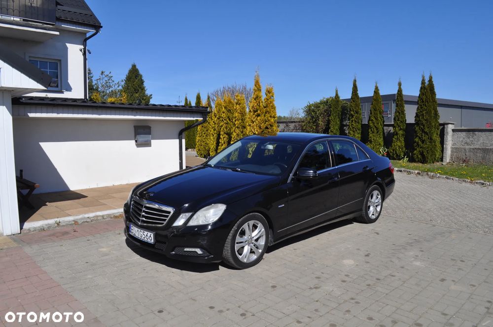 Mercedes-Benz Klasa E 250 CDI 4-Matic BlueEff Avantgarde - 3