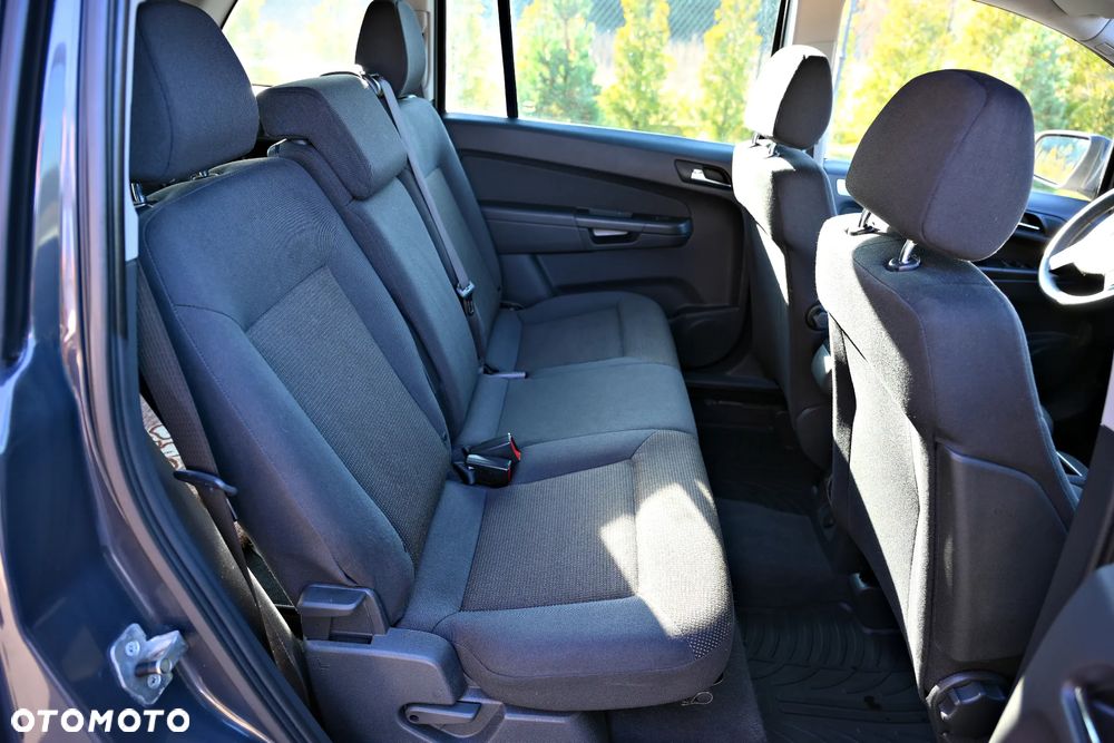 Opel Zafira 1.8 - 13