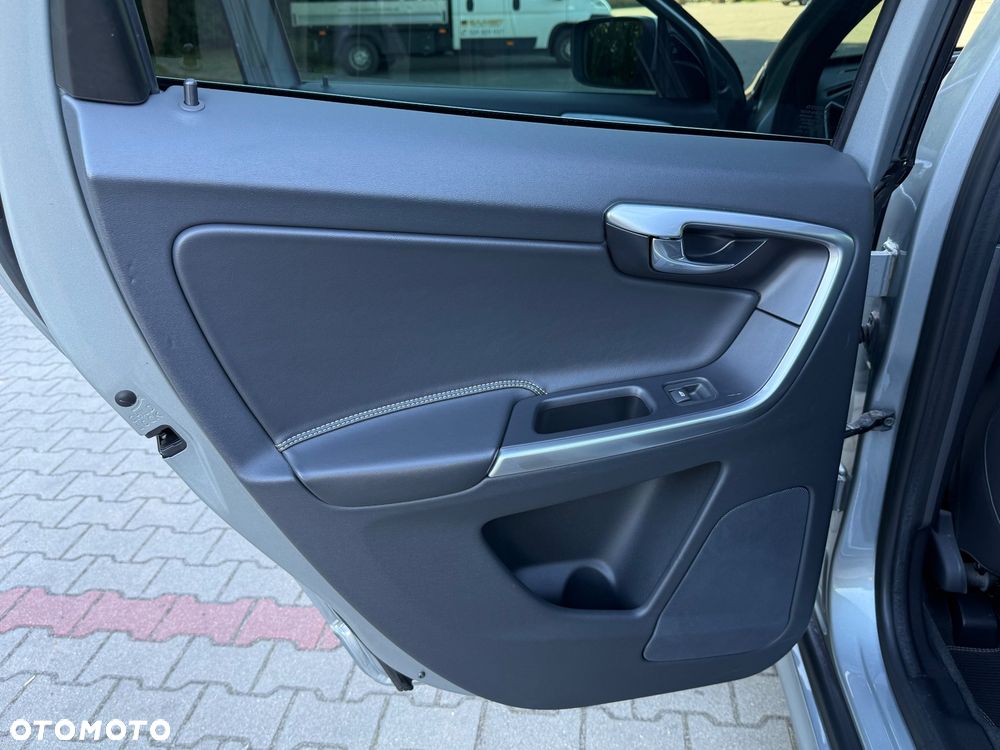 Volvo XC 60 - 19