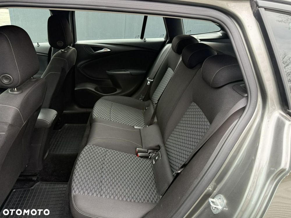 Opel Astra - 11