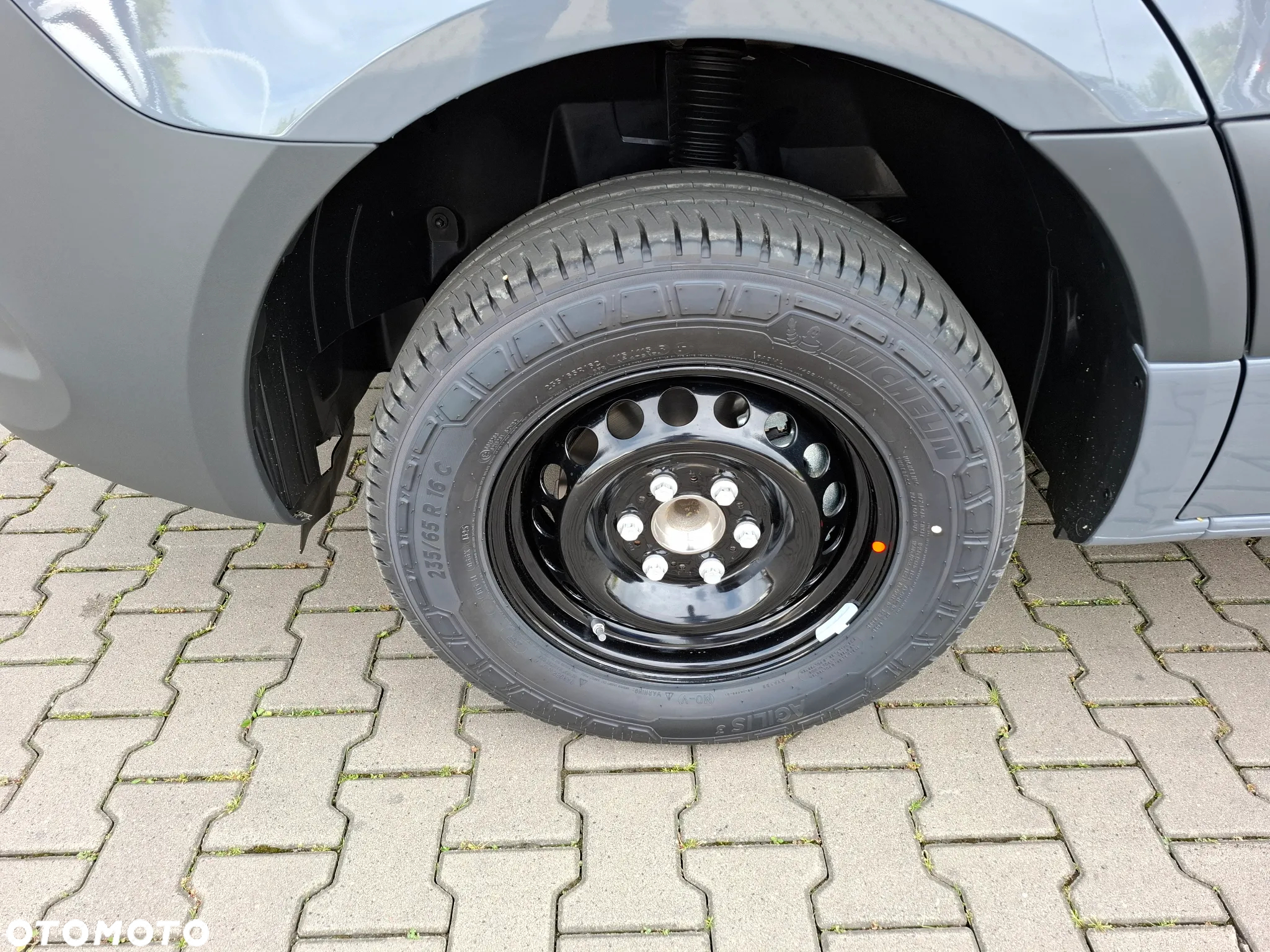 Mercedes-Benz Sprinter 317 CDI Furgon PRO długi 4325 mm L3H2 - 11