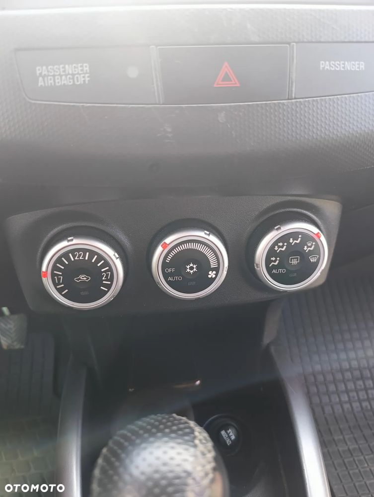 Peugeot 4007 2.2HDi Platinum Euro5 - 26