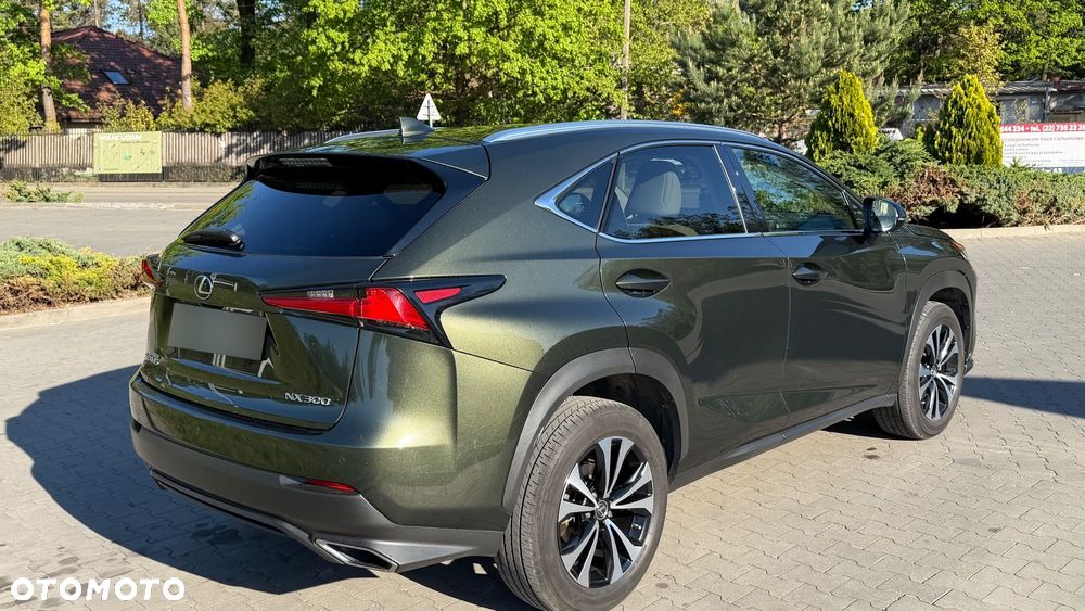 Lexus NX 300 GPF Elegance AWD - 4