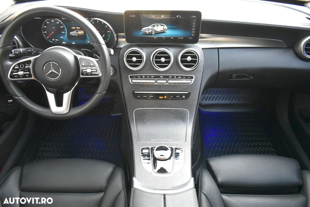 Mercedes-Benz C - 18