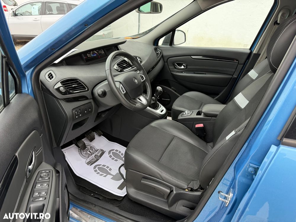 Renault Scenic ENERGY dCi 130 Start & Stop Bose Edition - 13
