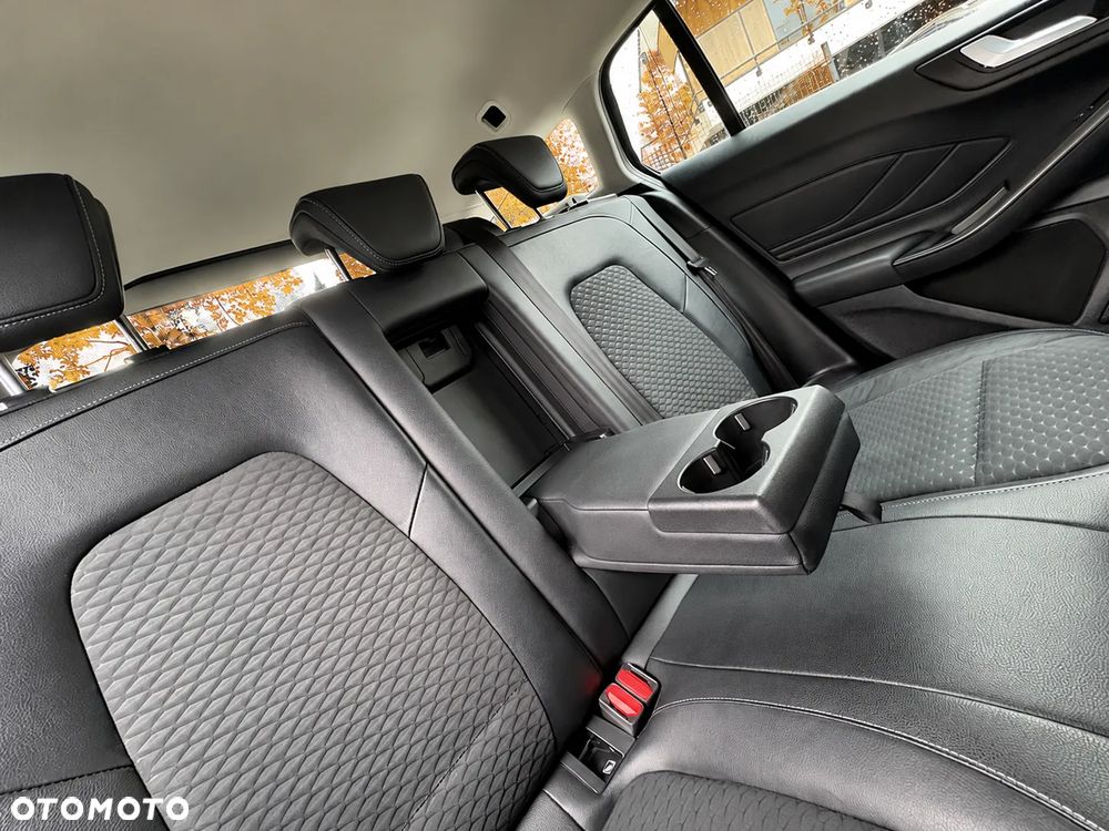 Ford Focus 1.5 EcoBlue Start-Stopp-System COOL&CONNECT - 21