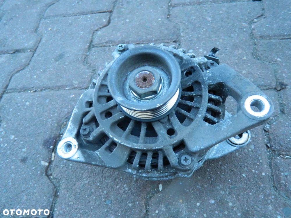 Mazda 3 1.6 16V Alternator - 1