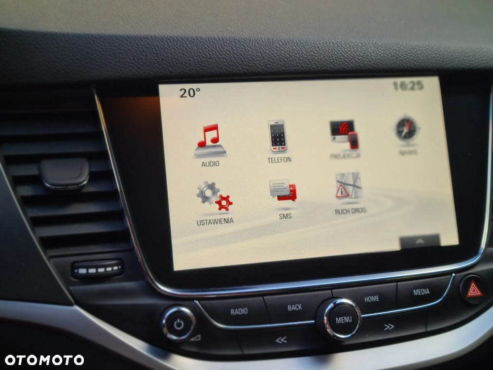 Opel Astra 1.4 T Dynamic - 9