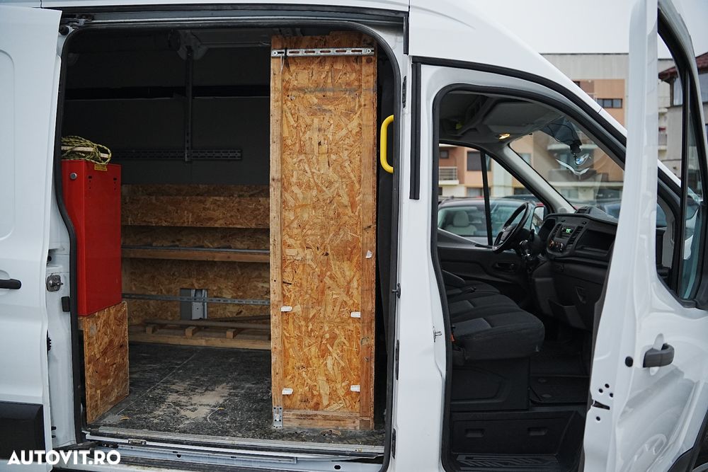 Ford Transit - 12