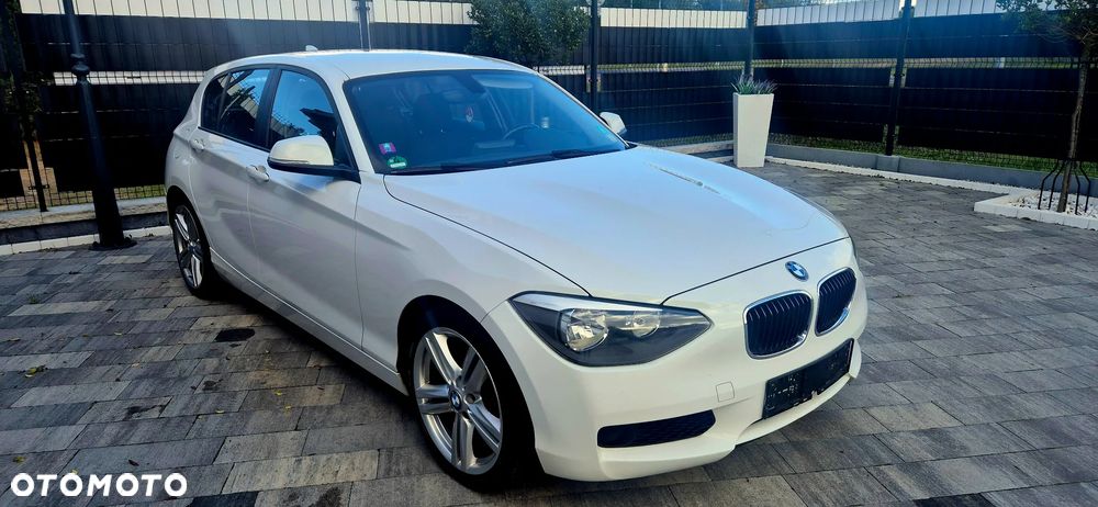 BMW Seria 1 2012 photo 2
