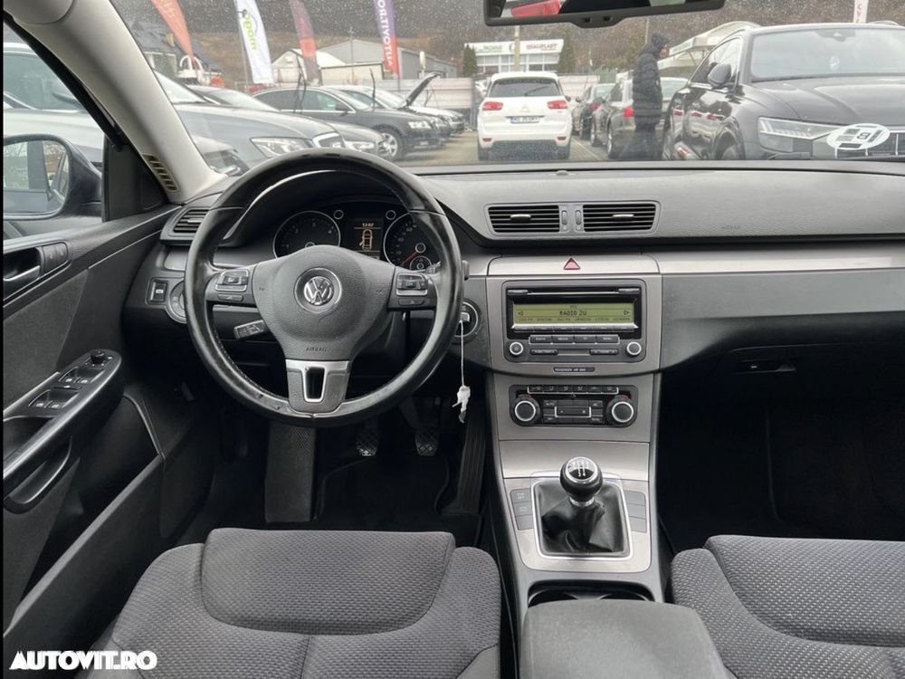 Volkswagen Passat 2.0 TDI DPF Comfortline - 6