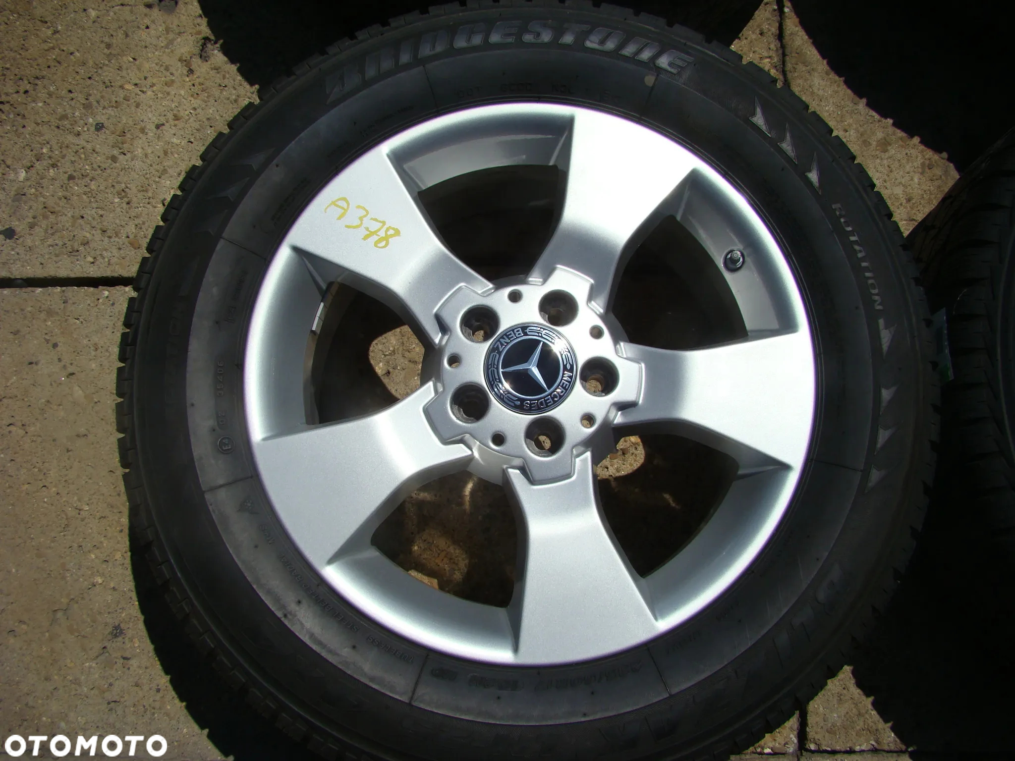 a378 Mercedes Benz GLK X204 7,5jx17 opony zimowe 235/60 R17 - 2