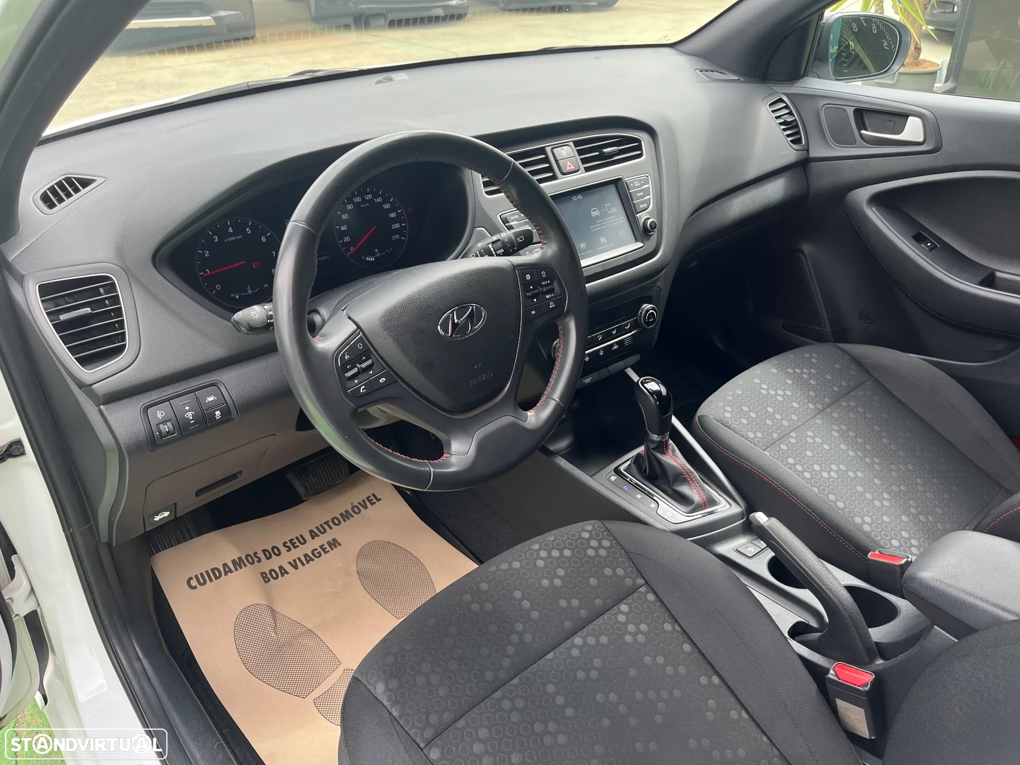 Hyundai i20 1.0 T-GDI Style DCT - 11
