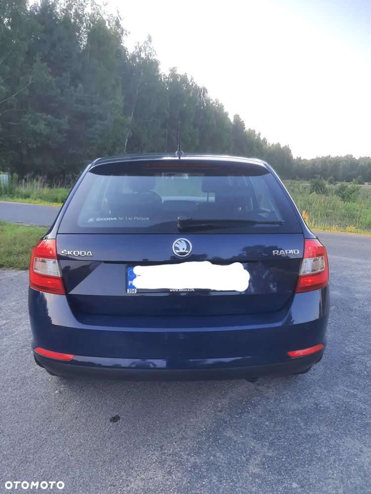 Skoda RAPID 1.2 TSI Active - 10