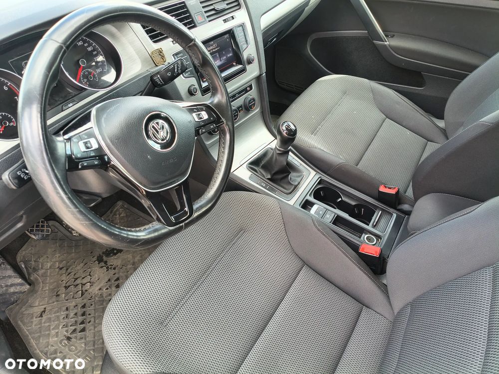 Volkswagen Golf 1.2 TSI Comfortline - 2
