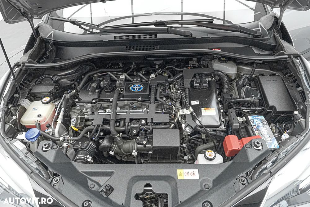 Toyota C-HR 1.8 HSD 122 CP 4x2 CVT Core - 23