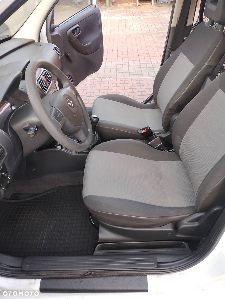 Opel Combo - 14